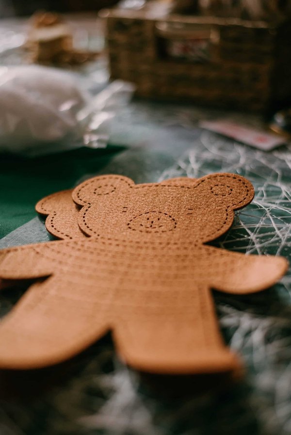 Quelles activités ludiques peuvent aider à renforcer le lien entre un chien et son propriétaire ?